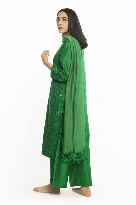 Simrita Arora_Green Silk, Chanderi Sequin V Neck And Work Kurta Set_Online_at_Aza_Fashions