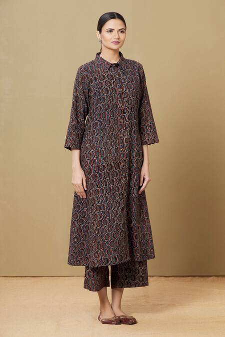 Sagaa By Vanita_Maroon Ajrakh Embroidery Shirt Collar Kurta And Pant Set _Online_at_Aza_Fashions