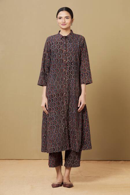 Buy_Sagaa By Vanita_Maroon Ajrakh Embroidery Shirt Collar Kurta And Pant Set _Online_at_Aza_Fashions