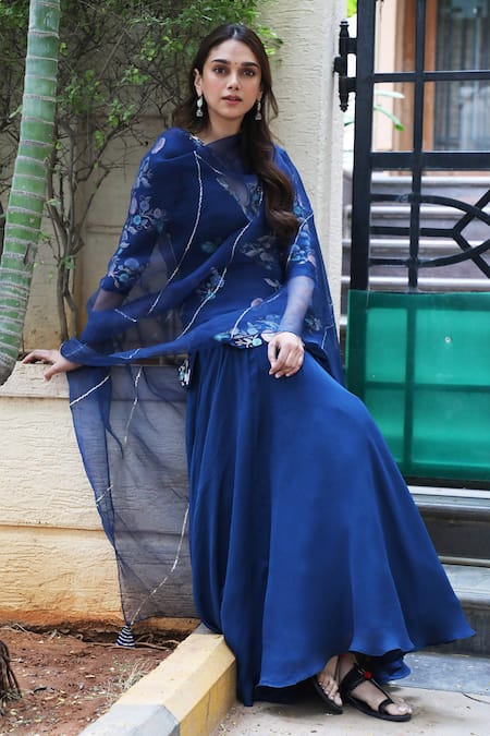 Shop Samatvam By Anjali Bhaskar Blue Organza, Satin Georgette Keyhole Embroidered Kurta Lehenga Set at Aza Fashions Shop_Samatvam By Anjali Bhaskar_Blue Organza, Satin Georgette Keyhole Embroidered Kurta Lehenga Set _at_Aza_Fashions
