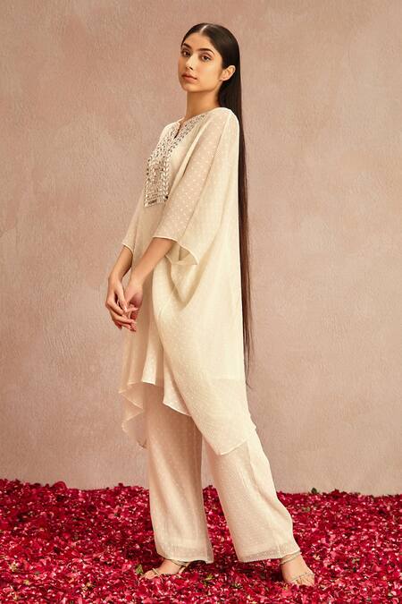 Samatvam By Anjali Bhaskar White Pleated Chiffon Kaftan And Pant Set Online at Aza Fashions Samatvam By Anjali Bhaskar_White Pleated Chiffon Kaftan And Pant Set_Online_at_Aza_Fashions