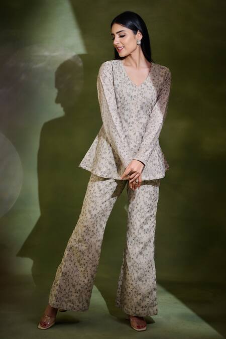 Buy_Safaa_White Moonga Silk Floral Motifs U Neck Maahru Jacket Tunic And Pant Set_Online_at_Aza_Fashions