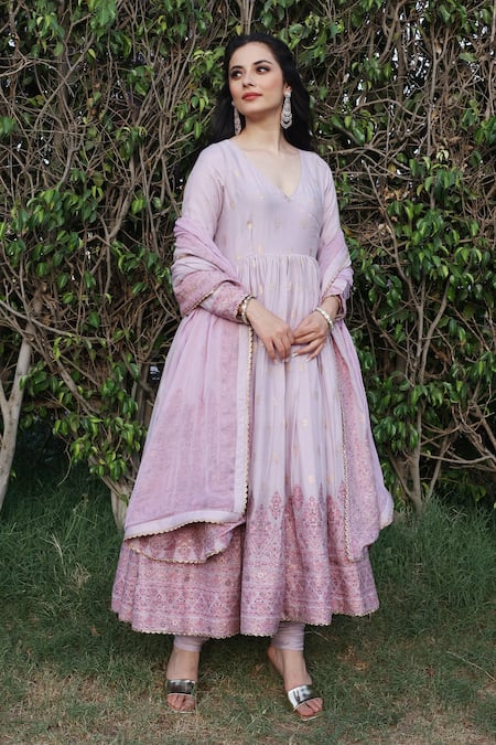 Buy_Safaa_Purple Vegan Silk Floral Motifs V Neck Afsa Angrakha Anarkali Set _Online_at_Aza_Fashions