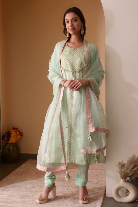 Buy_Surabhi Arya_Green Organza, Crepe, Satin Linen Gota Patti, Floral Embroidered Anarkali Set _Online_at_Aza_Fashions