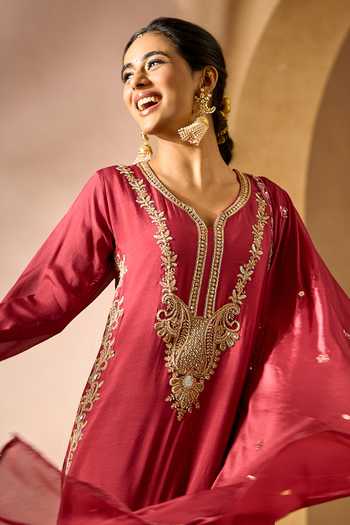 Shop Samyukta Singhania Maroon Georgette V-neck Embroidered Kurta Set Shop_Samyukta Singhania_Maroon Georgette V-neck Embroidered Kurta Set