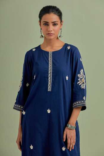 Priya Chaudhary_Blue Cotton, Kota Doria Embroidery Round Neck Kurta Set With Dupatta _Online_at_Aza_Fashions
