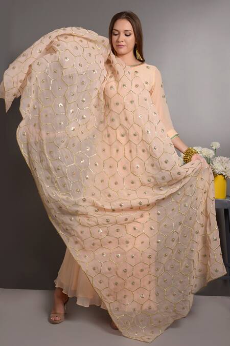 Buy_Surabhi Arya_Peach Georgette, Kota Silk Hand Embroidered Kurta Set _Online_at_Aza_Fashions