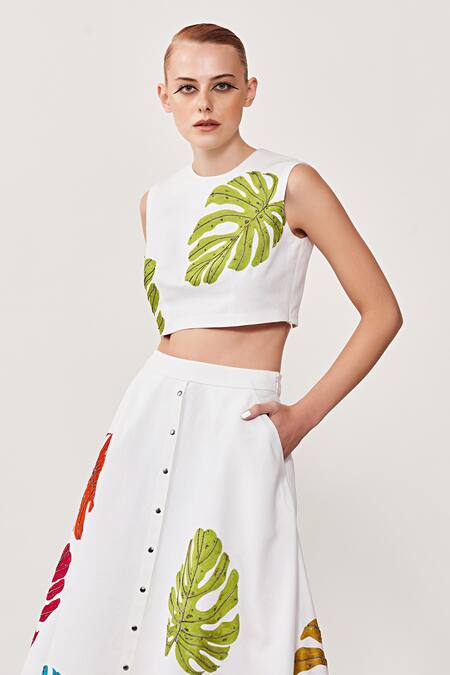 Shop_Shahin Mannan_White Soft Gaberdine Leaf Motif Round Monstera Embroidered Crop Top_Online_at_Aza_Fashions