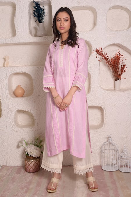 Surabhi Arya Purple Linen Embroidery Lace And Stone V Neck Kurta & Palazzo Set 
