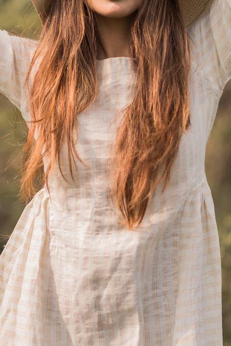 Shop_Vaani Beswal_White Handwoven Linen With Zari Round Neck Samana Dress _Online_at_Aza_Fashions