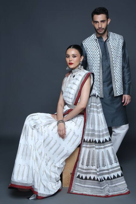 Sanjev Marwaaha_Black Chanderi Printed Paisley Band Collar Signature Block Saree With Bouse_at_Aza_Fashions