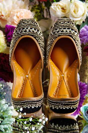 House of Vian_Black Sanjh Velvet Juttis _Online_at_Aza_Fashions