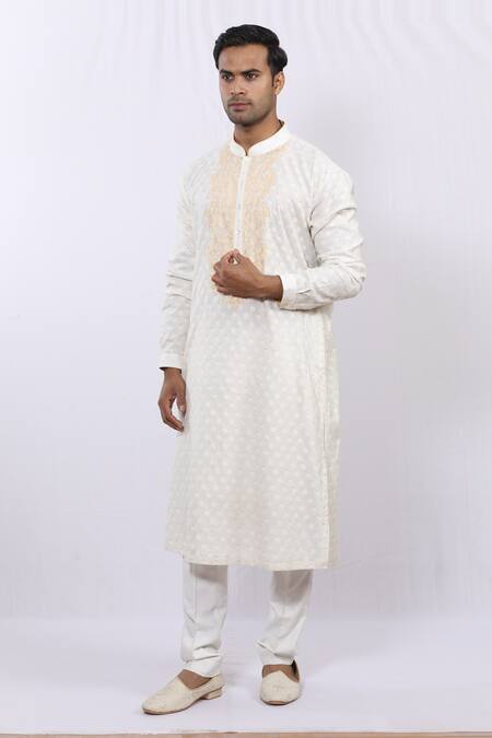 Buy_Sankalan - Men_White Banarasi Silk Embroidered Floral Bodice Kurta _Online_at_Aza_Fashions