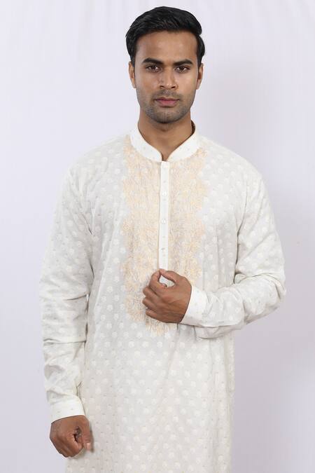Shop_Sankalan - Men_White Banarasi Silk Embroidered Floral Bodice Kurta _Online_at_Aza_Fashions