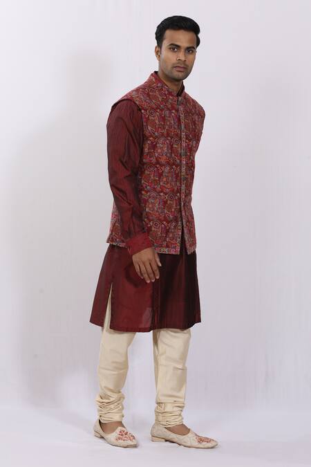 Sankalan - Men_Maroon Pashmina Silk Cashmere Embroidered Bundi_Online_at_Aza_Fashions