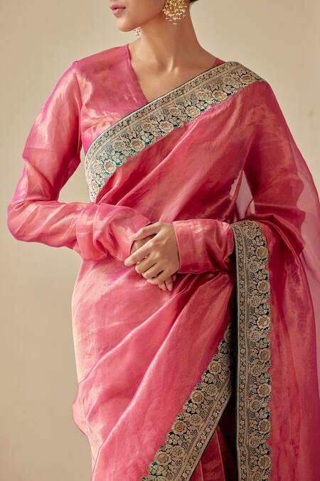 Buy_Mimamsaa_Magenta Tissue Woven Floral V Neck Sanyogita Blouse_Online_at_Aza_Fashions