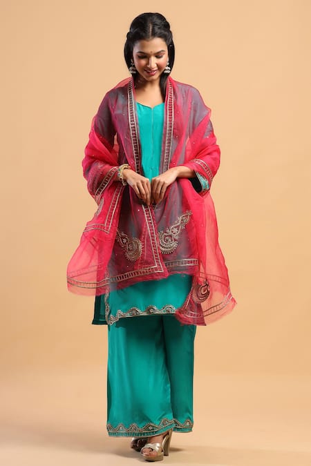 Ruar India Embellished Kurta Set 