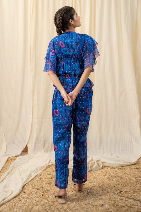 Label Reyya Typography Print Top & Pant Set 