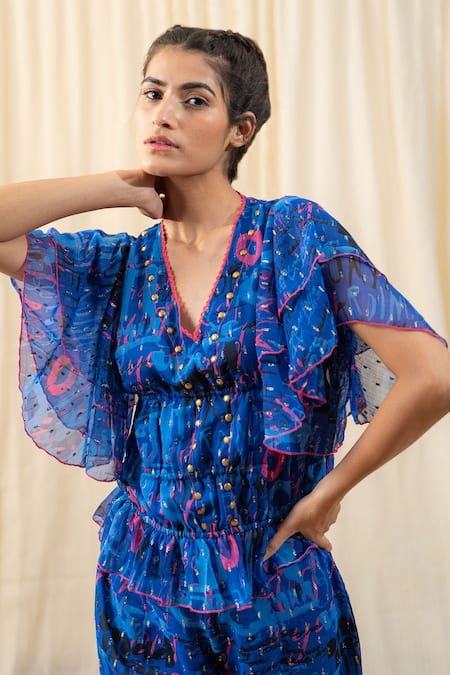Buy_Label Reyya_Blue Poly Georgette Typography Print V Neck Top And Pant Set _Online_at_Aza_Fashions