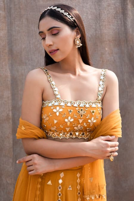 Shop_Silky Bindra_Yellow Net, Crepe, Shantoon Mirror, Nakshi Scoop Embellished Bridal Lehenga Set _Online_at_Aza_Fashions