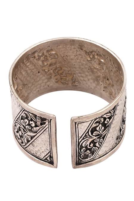 Sangeeta Boochra_Silver Plated Floral Carved Bracelet _Online_at_Aza_Fashions