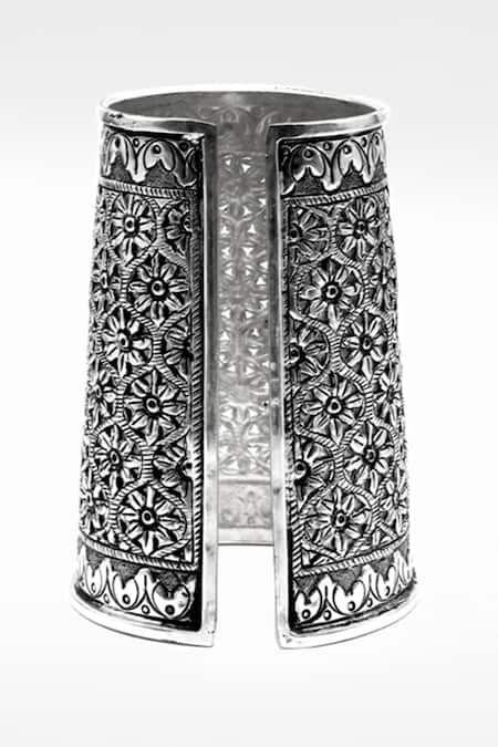 Shop_Sangeeta Boochra X Deme_Silver Plated Giti Floral Cuff Bracelet _at_Aza_Fashions