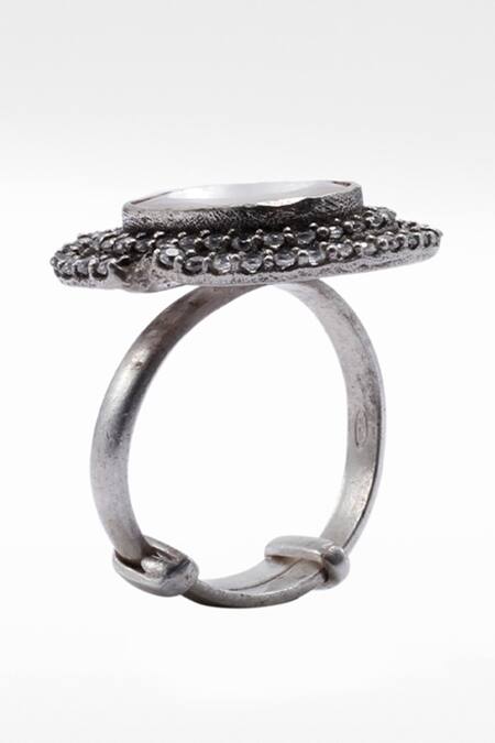 Buy_Sangeeta Boochra X Deme_Silver Plated Moissanite Gemstones Parvana Embellished Ring _Online_at_Aza_Fashions