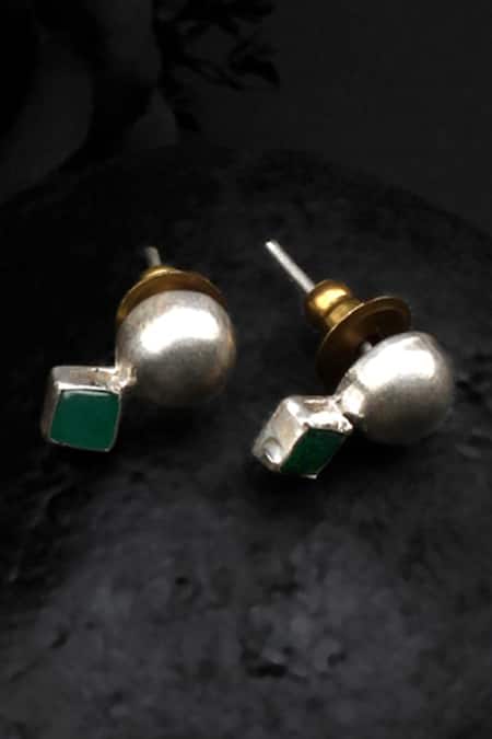 Buy_Sangeeta Boochra_Silver Plated Handcrafted Geometric Stud Earring _Online_at_Aza_Fashions