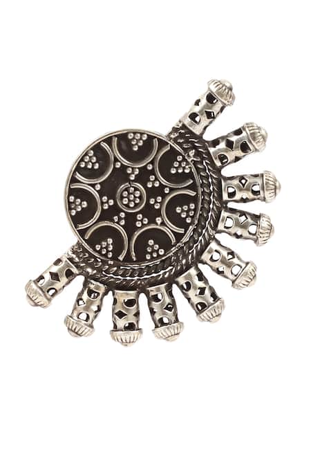 Buy_Sangeeta Boochra_Silver Plated Cut Work Handcrafted Geometric Stud Earring _Online_at_Aza_Fashions