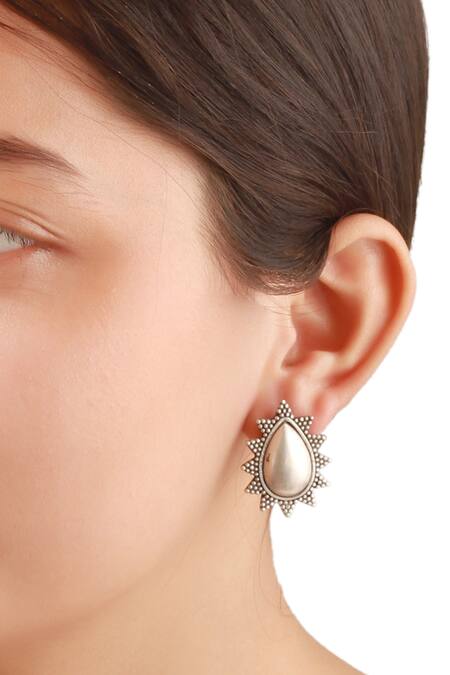 Sangeeta Boochra Silver Plated Cut Work Handcrafted Stud Earrings Online at Aza Fashions Sangeeta Boochra_Silver Plated Cut Work Handcrafted Stud Earrings _Online_at_Aza_Fashions