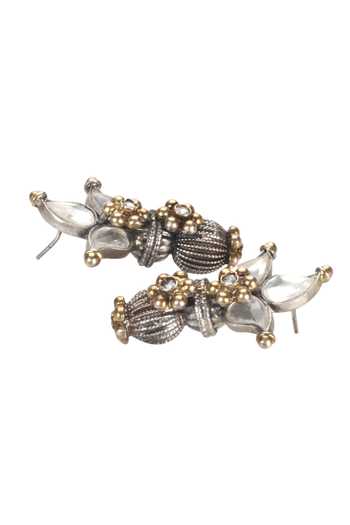 Sangeeta Boochra Gold Plated Stones, Beads Floral Motif Stud Earrings Online at Aza Fashions Sangeeta Boochra_Gold Plated Stones, Beads Floral Motif Stud Earrings _Online_at_Aza_Fashions