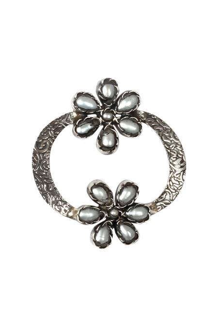 Buy_Sangeeta Boochra_Silver Plated Pearls Handmade Floral Bead Stud Earrings _Online_at_Aza_Fashions