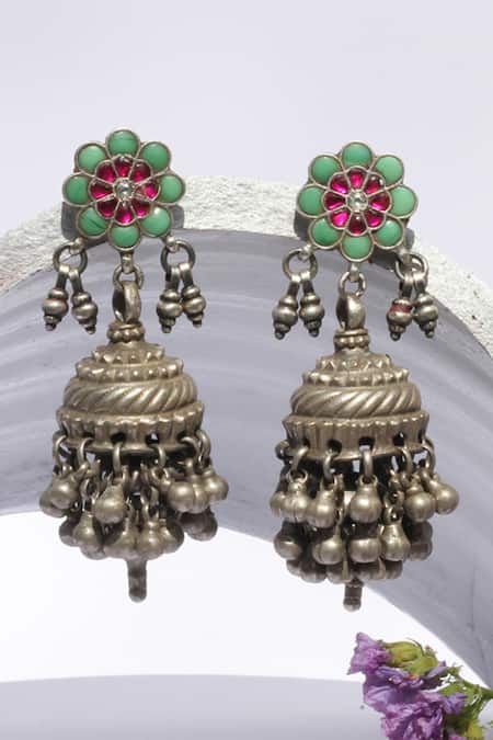 Sangeeta Boochra Handcrafted Kundan Jhumkas 