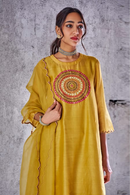 Shop Shivani Bhargava Yellow Organza Silk Dupatta Online at Aza Fashions Shop_Shivani Bhargava_Yellow Organza Silk Dupatta _Online_at_Aza_Fashions