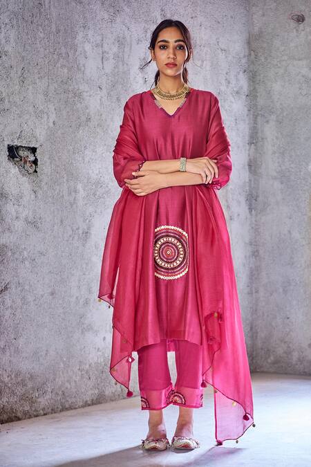 Buy Shivani Bhargava Pink Chanderi Embroidered Kurta Online at Aza Fashions Buy_Shivani Bhargava_Pink Chanderi Embroidered Kurta _Online_at_Aza_Fashions