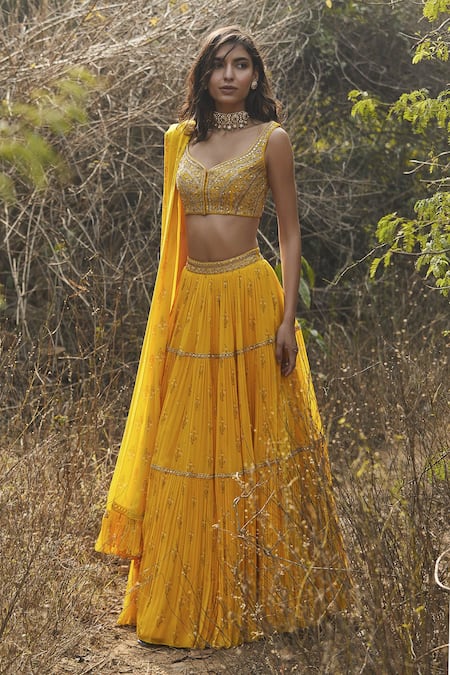 Sana Barreja Naazia Tiered Lehenga Set 