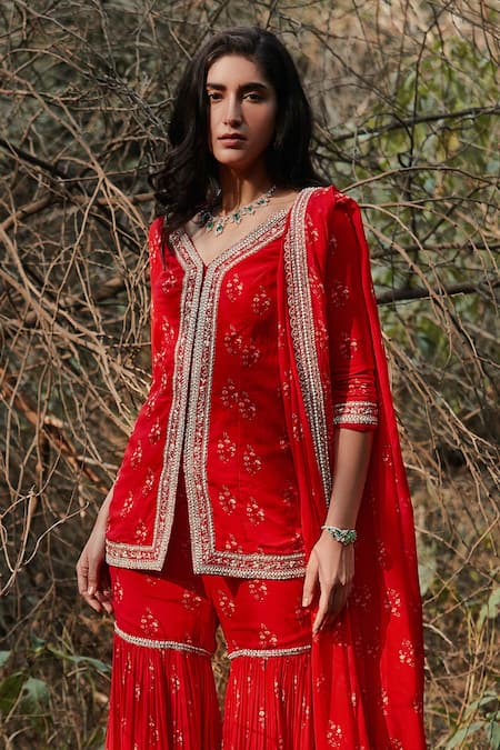 Sana Barreja_Red Georgette V Neck Noorah Embroidered Kurta Gharara Set_Online_at_Aza_Fashions