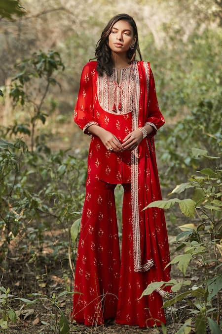 Sana Barreja Red Georgette Round Gulnar Kurta Gharara Set 