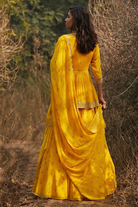 Shop Sana Barreja Yellow Georgette V Neck Irene Embroidered Tunic Lehenga Set at Aza Fashions Shop_Sana Barreja_Yellow Georgette V Neck Irene Embroidered Tunic Lehenga Set _at_Aza_Fashions