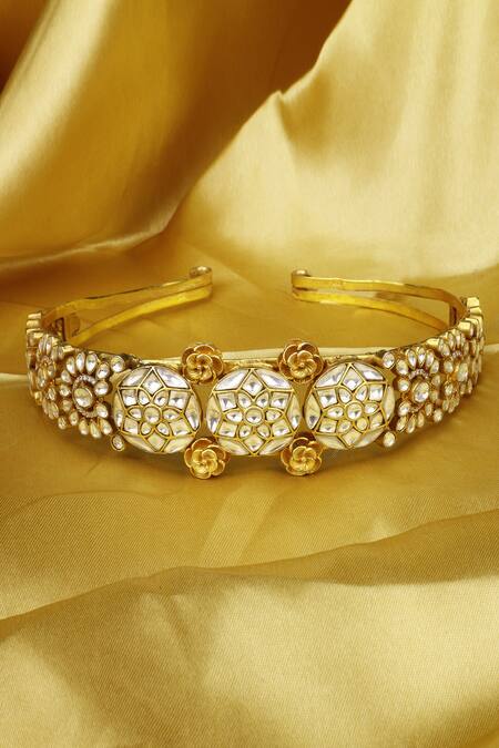 Sangeeta Boochra X Payal Singhal_Gold Kundan Embellished Hairband _Online_at_Aza_Fashions