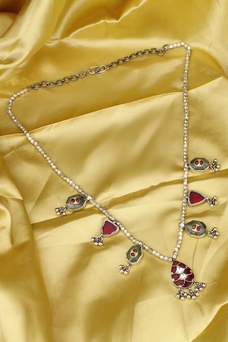 Sangeeta Boochra X Payal Singhal_Silver Plated Aasma Handcrafted Pendant Necklace _Online_at_Aza_Fashions