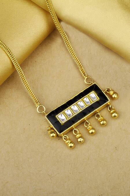 Sangeeta Boochra X Payal Singhal_Gold Plated Benazir Pendant Necklace _Online_at_Aza_Fashions