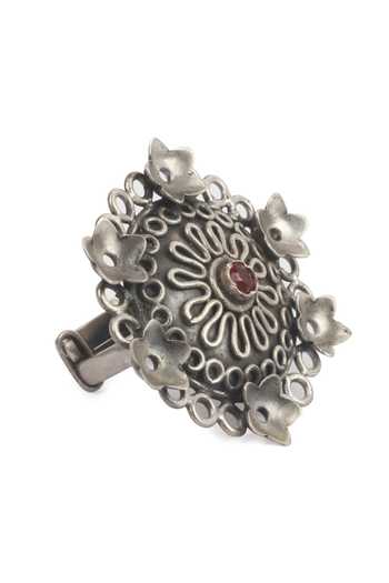 Sangeeta Boochra_Silver Plated Stones Floral Motif Handcrafted Ring _Online_at_Aza_Fashions