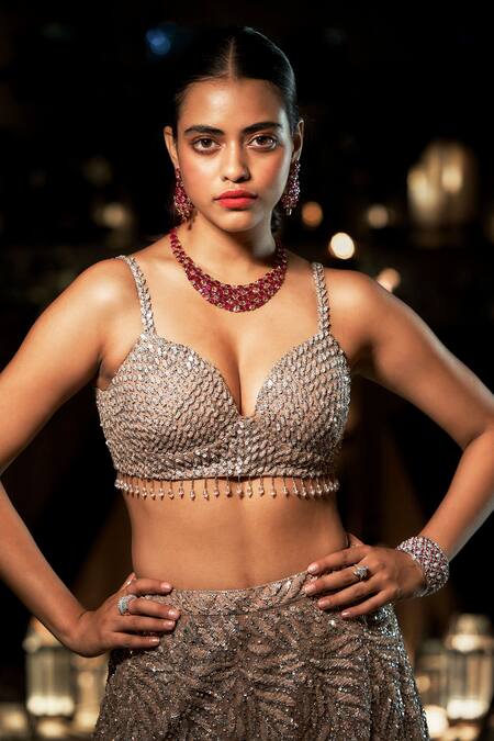 Buy Seema Gujral Brown Dupatta Net V Neck Embellished Bridal Lehenga Set Online at Aza Fashions Buy_Seema Gujral_Brown Dupatta Net V Neck Embellished Bridal Lehenga Set _Online_at_Aza_Fashions