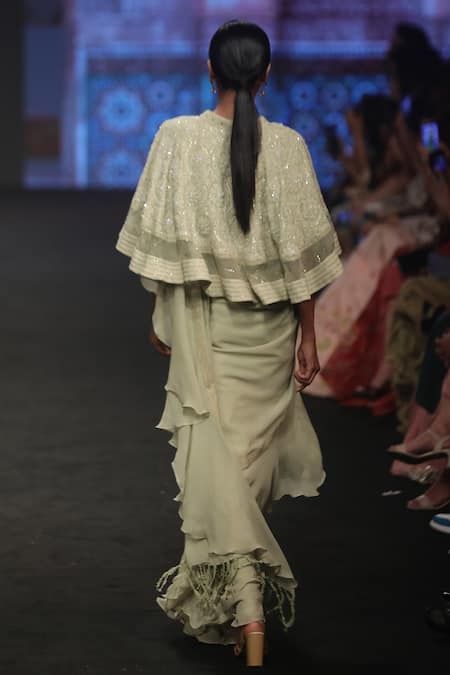 Romaa Pre-Draped Saree Set With Cape 