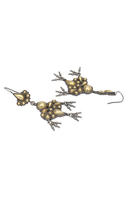 Sangeeta Boochra Gold Plated Metallic Thread Handcrafted Danglers Online at Aza Fashions Sangeeta Boochra_Gold Plated Metallic Thread Handcrafted Danglers _Online_at_Aza_Fashions