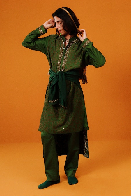 Wabi Sabi By Anshum-Ritesh_Green Chanderi Mirrors Scrolls Aari Embroidered Kurta Set _Online_at_Aza_Fashions