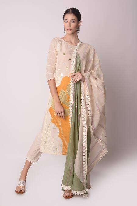 Shwetanga_White Organic And Gota Patti, Patch Work, Floral Lace Kurta Pant Set _Online_at_Aza_Fashions