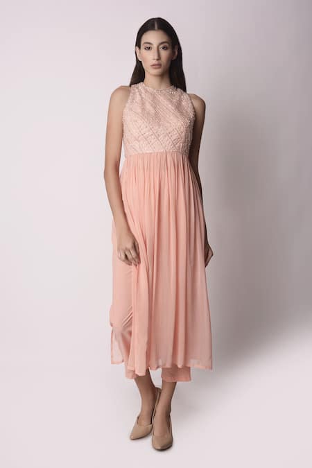 Shwetanga_Peach Ggt And Organza Gota Patti, Cutdana & Beads Embroidered Kurta & Pant Set _Online_at_Aza_Fashions