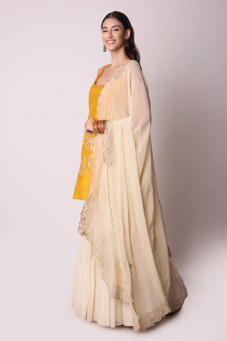 Buy_Shwetanga_Yellow Ggt And Chanderi Gota Patti & Pearl Scoop Neck Kurta Sharara Set _Online_at_Aza_Fashions